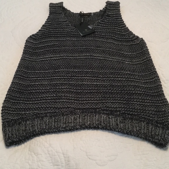 Massimo Dutti - Blue knit sweater vest. (SOLD) - Picture 5 of 8